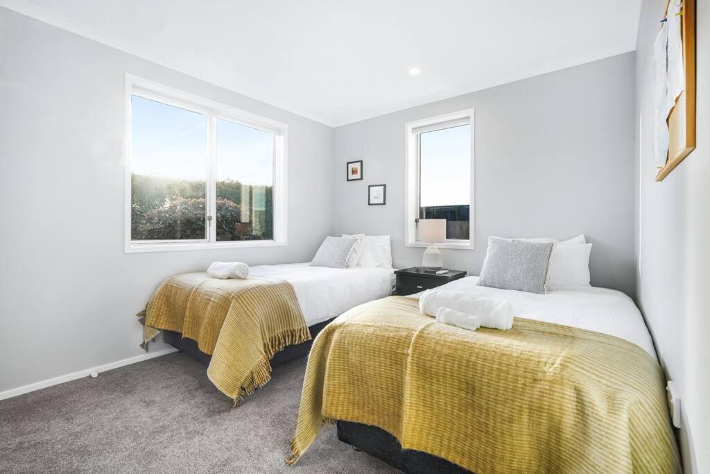 Stylish Warm House In North Hamiltonヴィラ エクステリア 写真